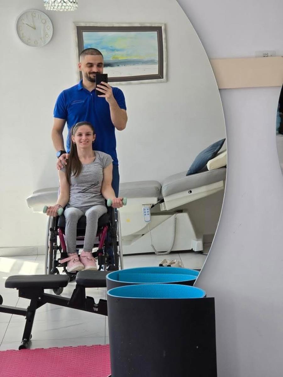 0610 privatna arhiva   img-6eaacd7eb7f8b548d51f4a3e16b96918-v.jpg