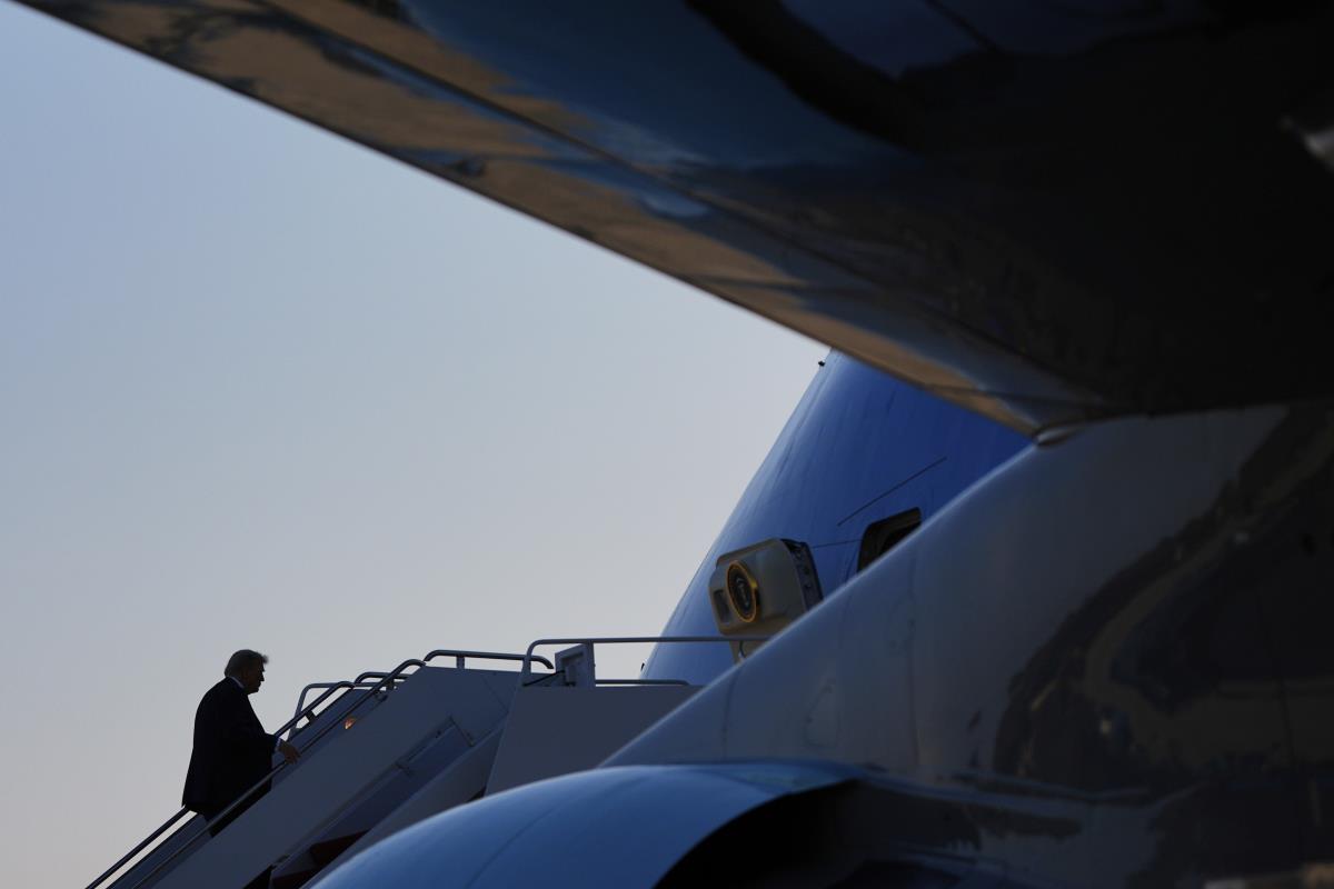 x05 AP Julia Demaree Nikhinson.jpg