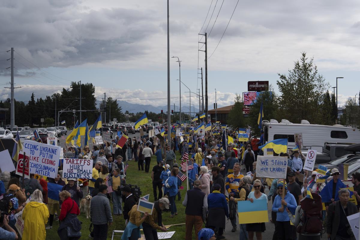 x01 AP Jae C Hong.jpg