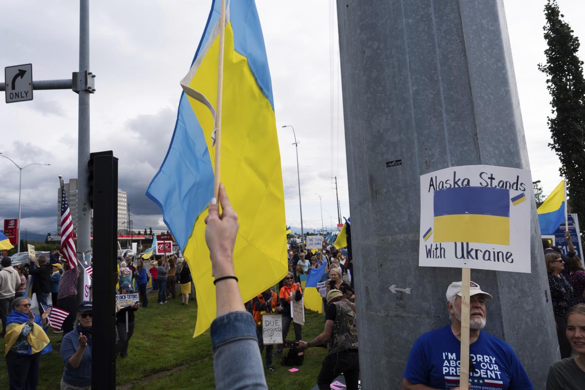 x02 AP Jae C Hong.jpg