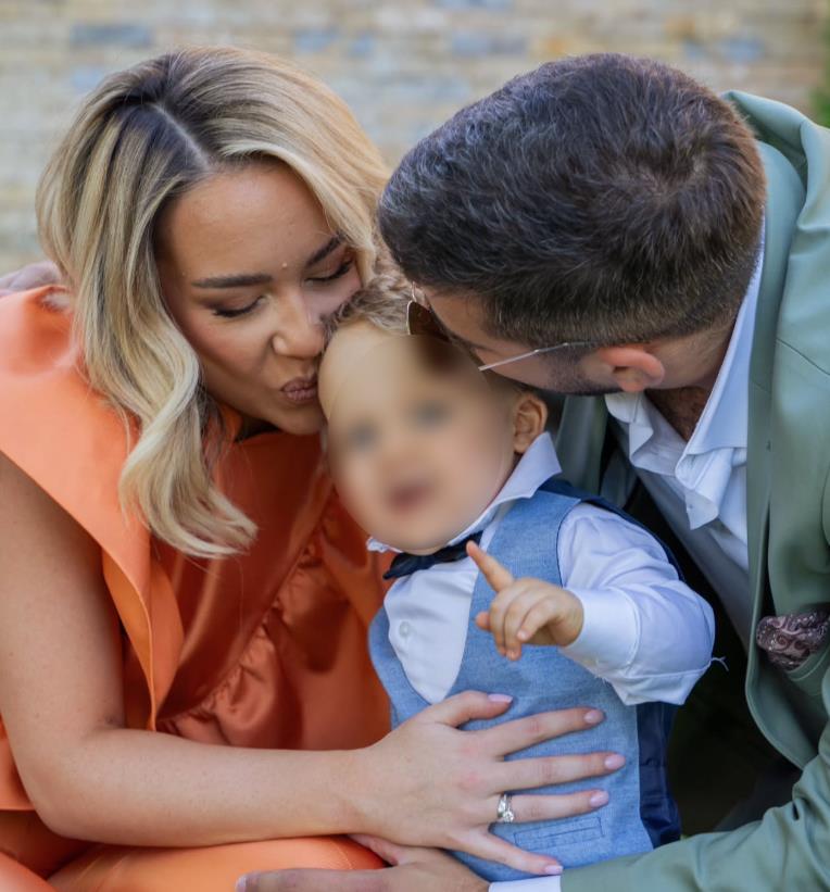 Marko Radojević sa porodicom