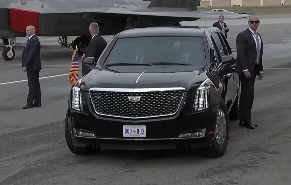 Donald Tramp i Vladimir Putin na sastanku na Aljasci 2025

Sastanak Trampa i Putina iza zatvorenih vrata

Aljaska sastanak lidera SAD i Rusije