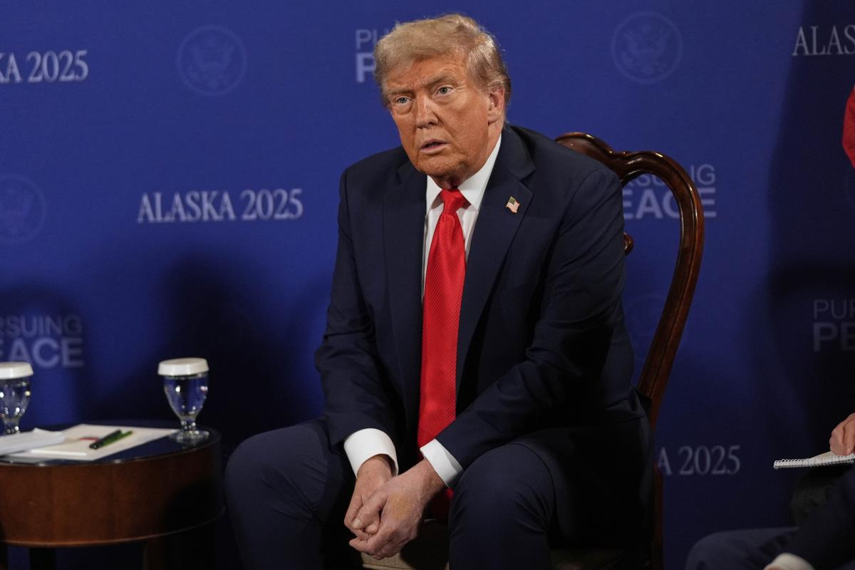 xxx AP Julia Demaree Nikhinson.jpg