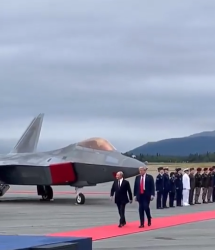 Donald Tramp i Vladimir Putin na sastanku na Aljasci 2025