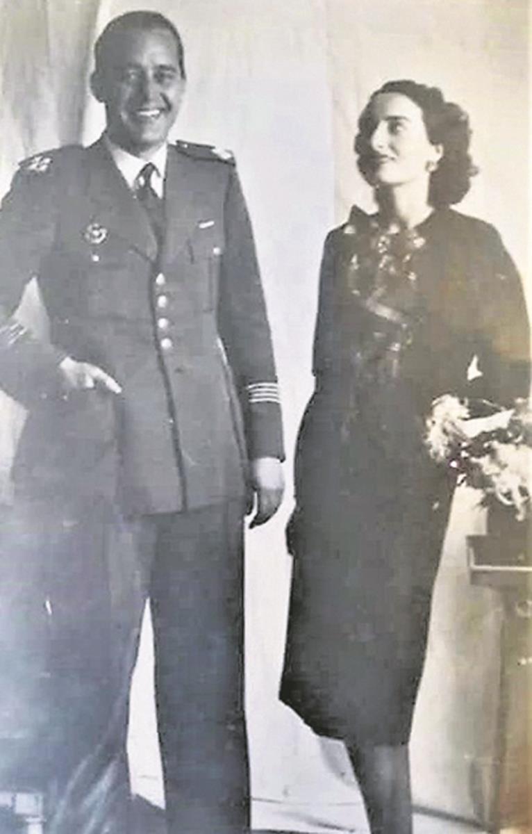 STEFANIJA SA MUZEM.jpg