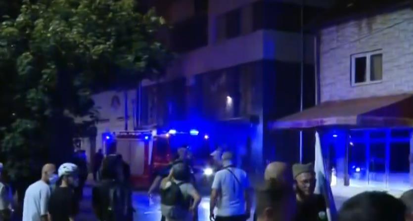 Nasilje blokadera u Valjevu, na Paliluli, četvrta noć, najnovije 