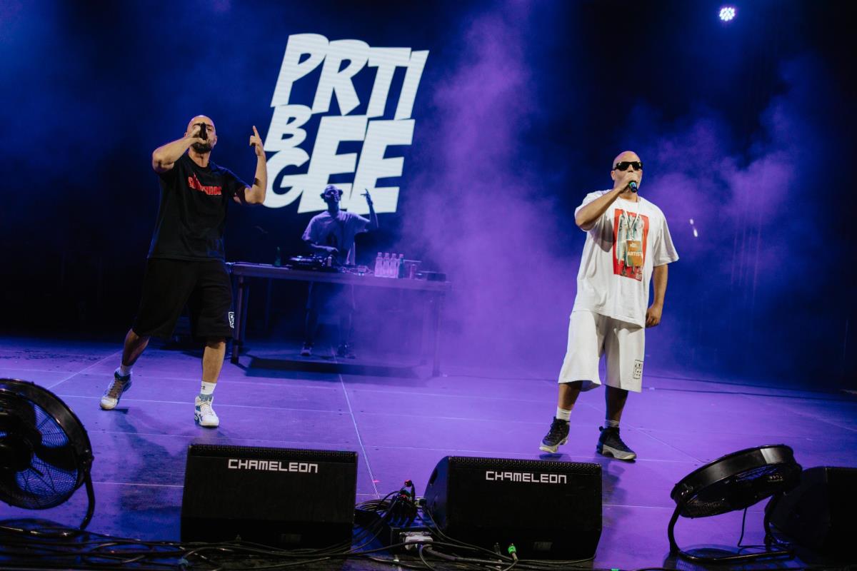 Prti Bee Gee, foto 01 Nikola Đaković.jpg