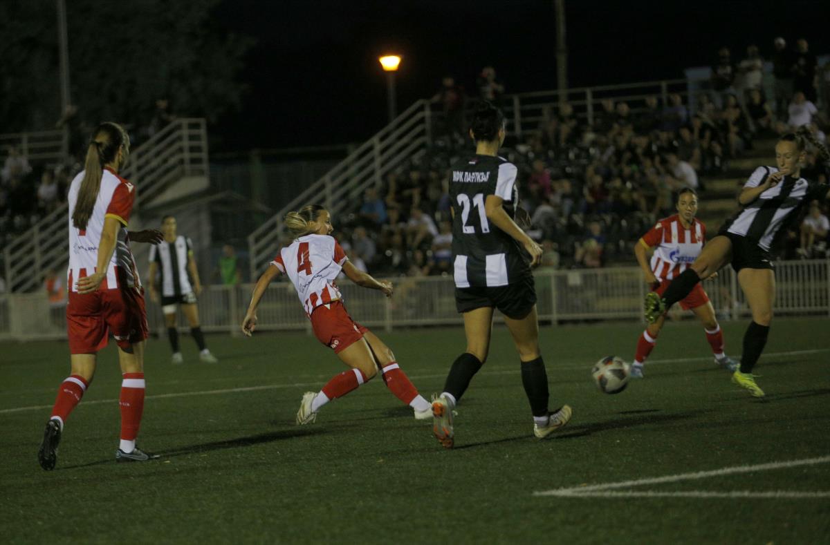 Ženski fudbal, ŽFK Partizan, ŽFK Crvena zvezda