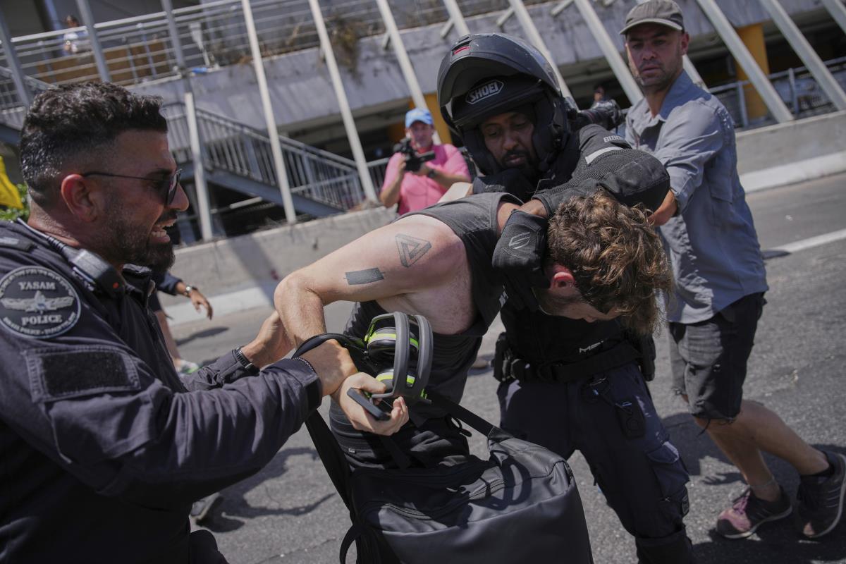 103 AP Ohad Zwigenberg.jpg