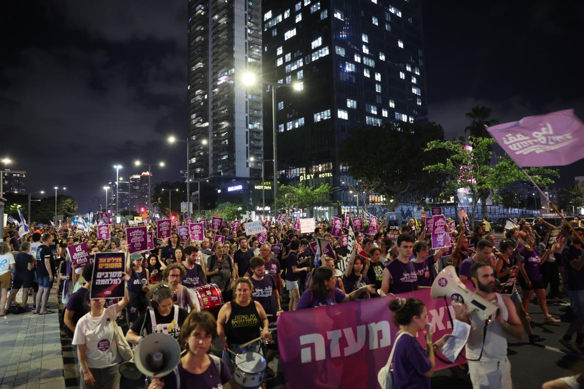 105 EPA Abir Sultan.jpg