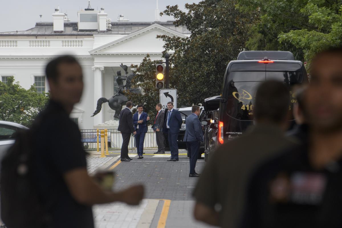 vladan01 AP Rod Lamkey.jpg