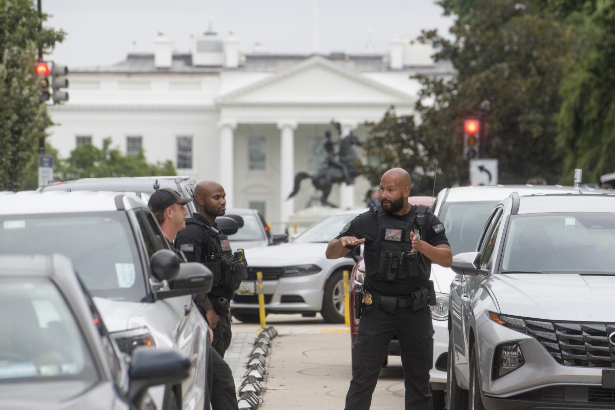 vladan04 AP Rod Lamkey.jpg