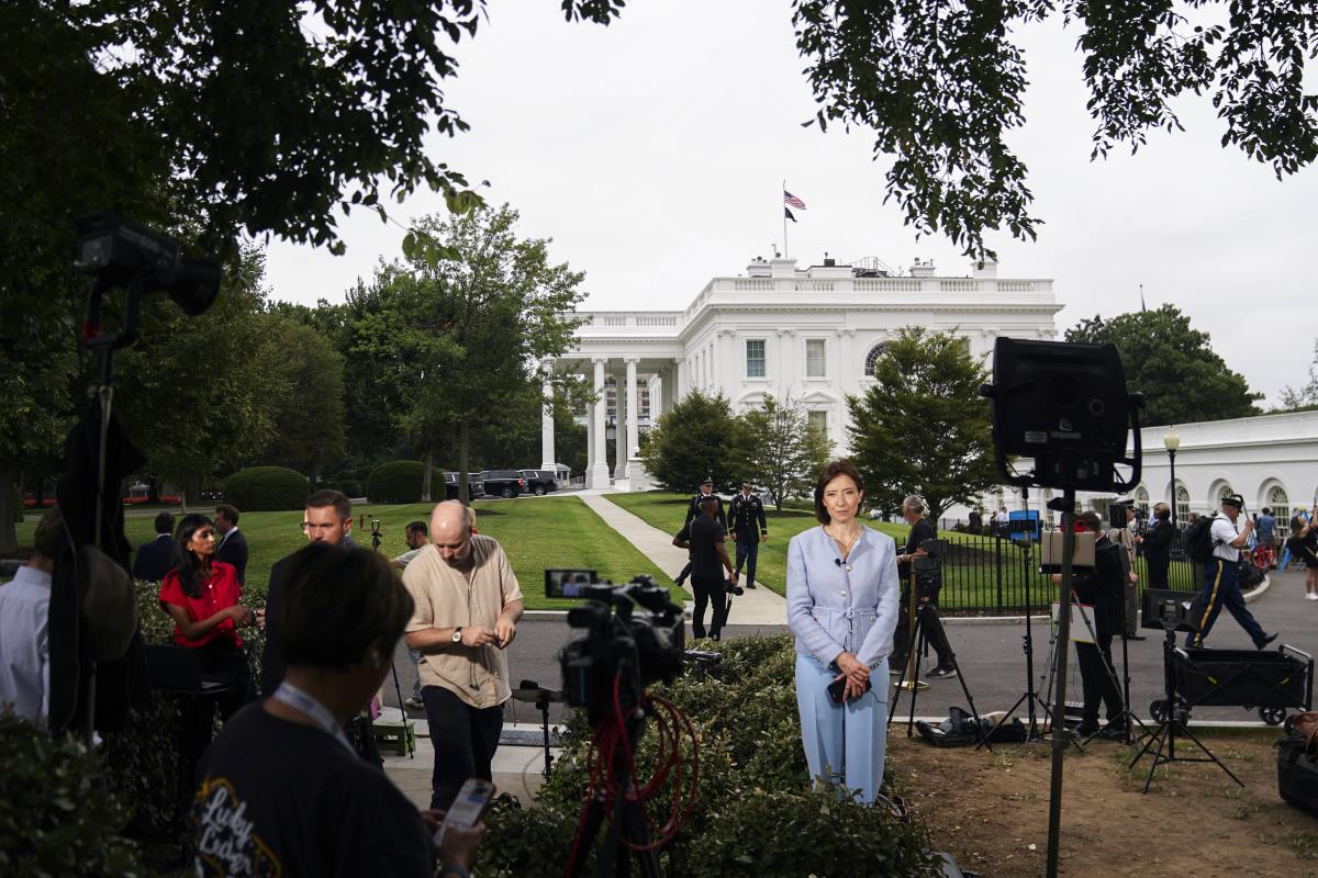 vladan01 EPA Will Oliver.jpg