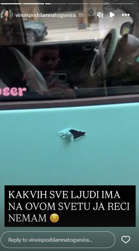 Andrijani Stojanović Cici uništili automobil