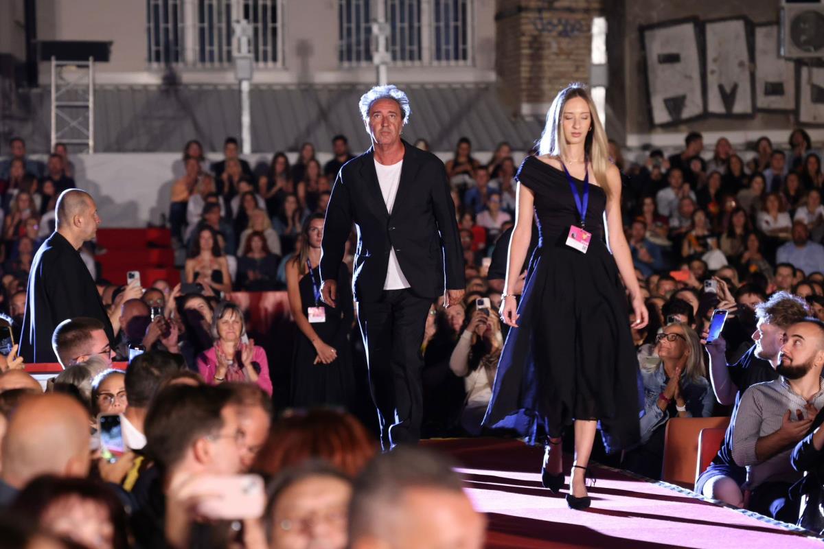 Sorrentino dodela nagrade na filmskom festivalu (5).jpeg