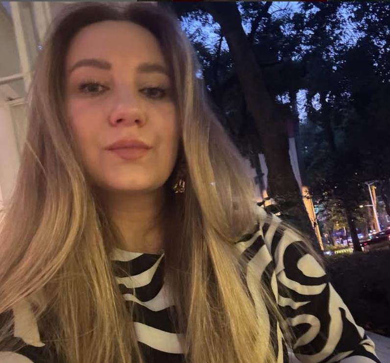 Plavokosa Influenserka Karolina Vačovic otputovala u MAroko (1).jpg