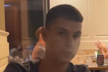 Ena Čolić izvela Jovana Pejića i sina na večeru