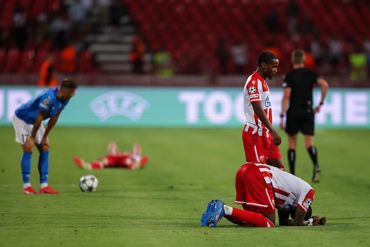 Fudbaleri Crvene zvezde posle meča protiv Pafosa