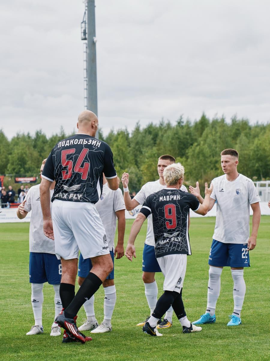 Pavel Podkolzin najviši fudbaler na svetu