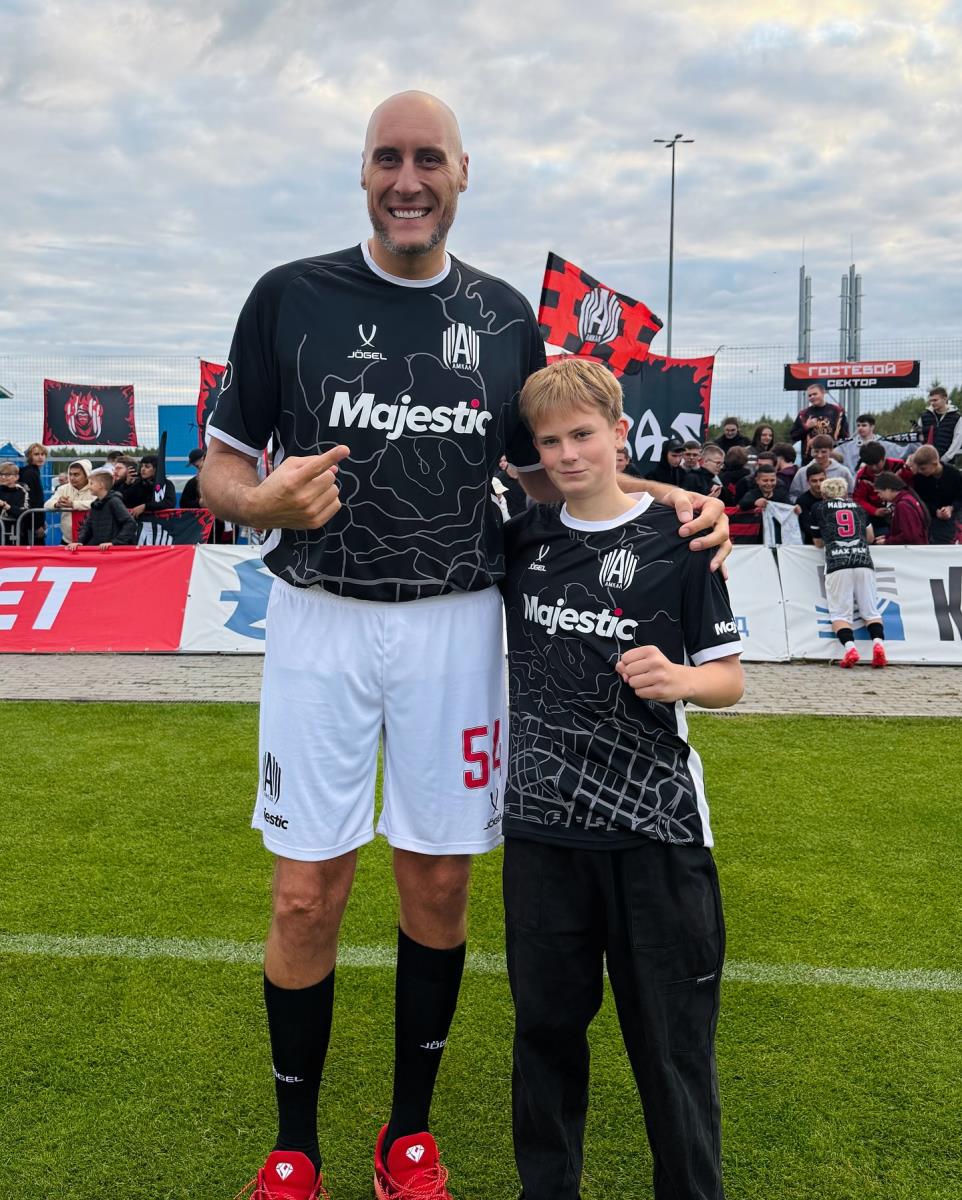 Pavel Podkolzin najviši fudbaler na svetu