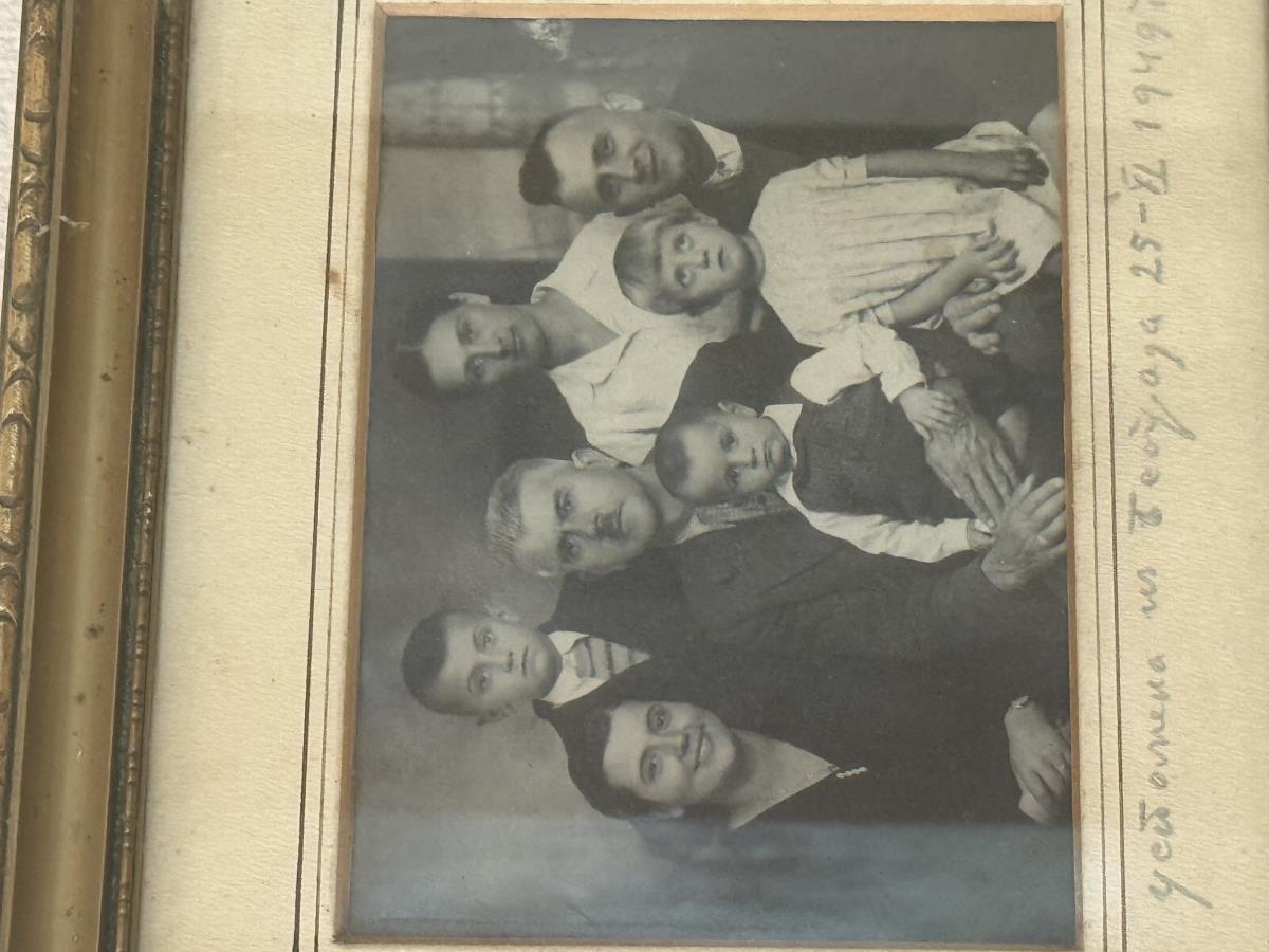 Radojka Živković, porodična fotografija.jpeg