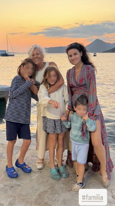 Ivana Berendika sa majkom i decom u Crnoj Gori