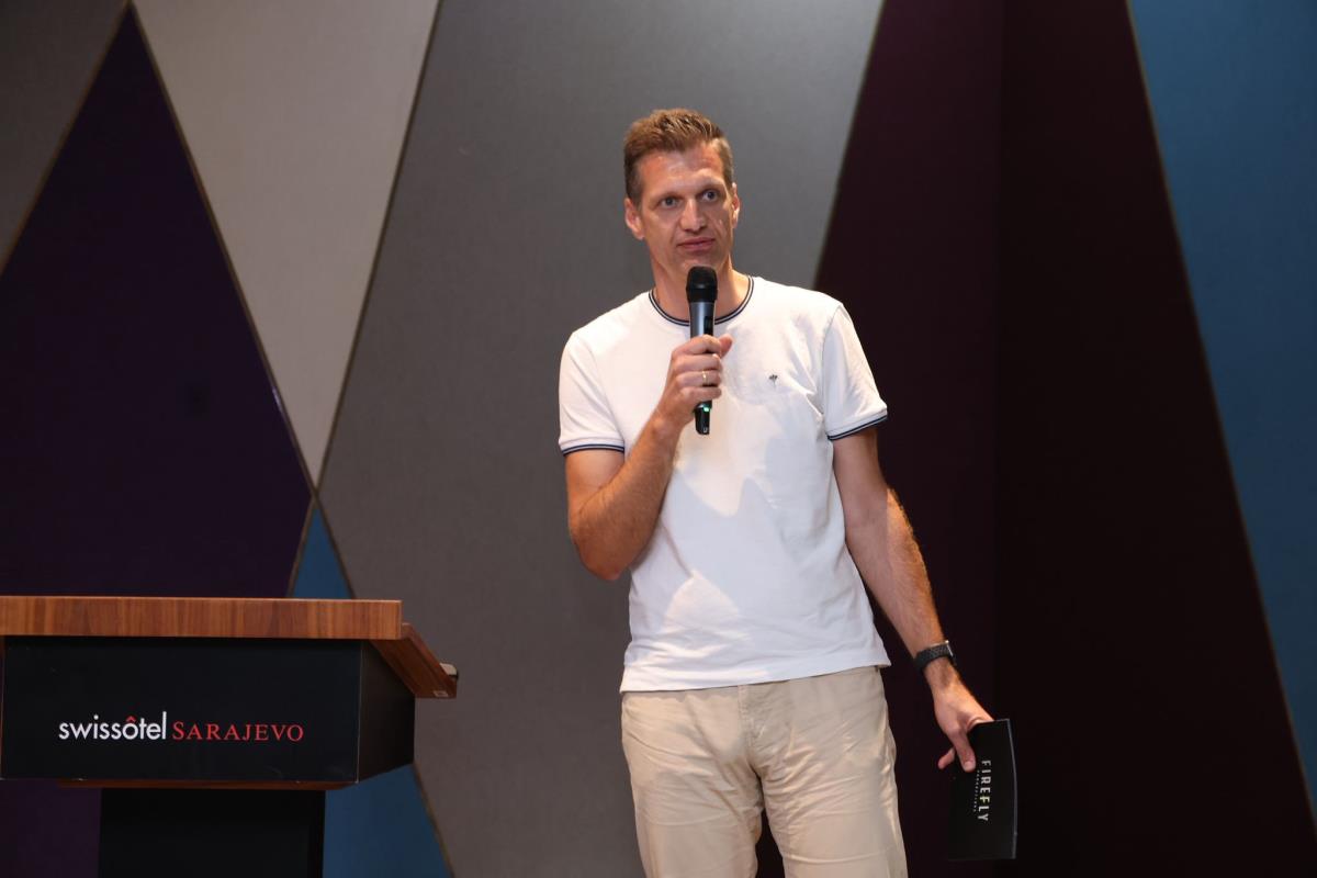 Gorila Gabor kreator.jpeg