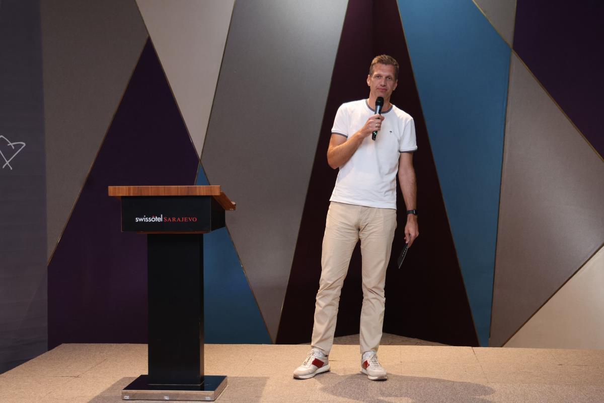 Gorila Gabor kreator 1.jpeg