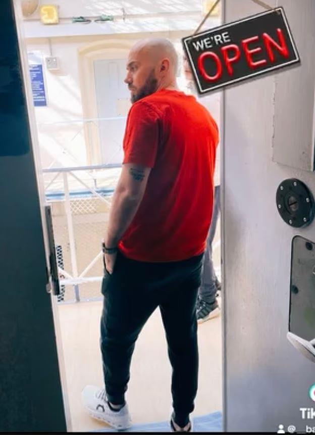 albanac zatvorenik 5.JPG