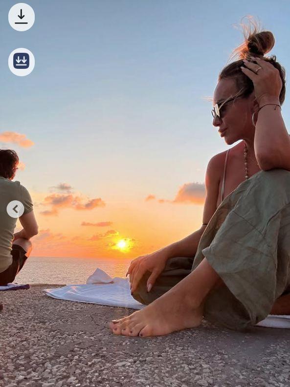 Iva Bojanović, verenica pevača Joce Stefanovića, pozira na obali mora