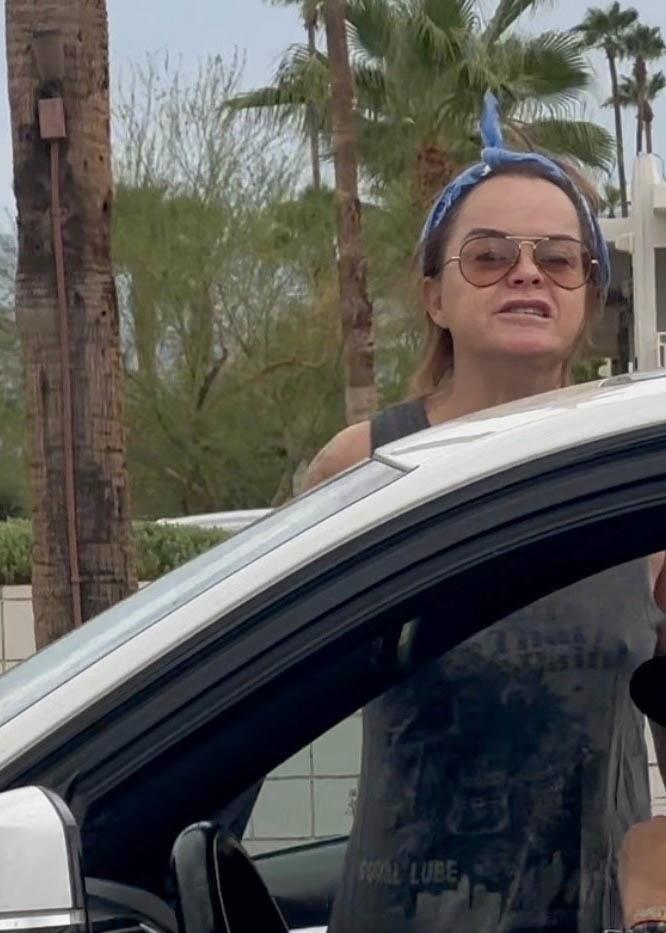 Tarin Mening u sukobu na parkingu u Kaliforniji