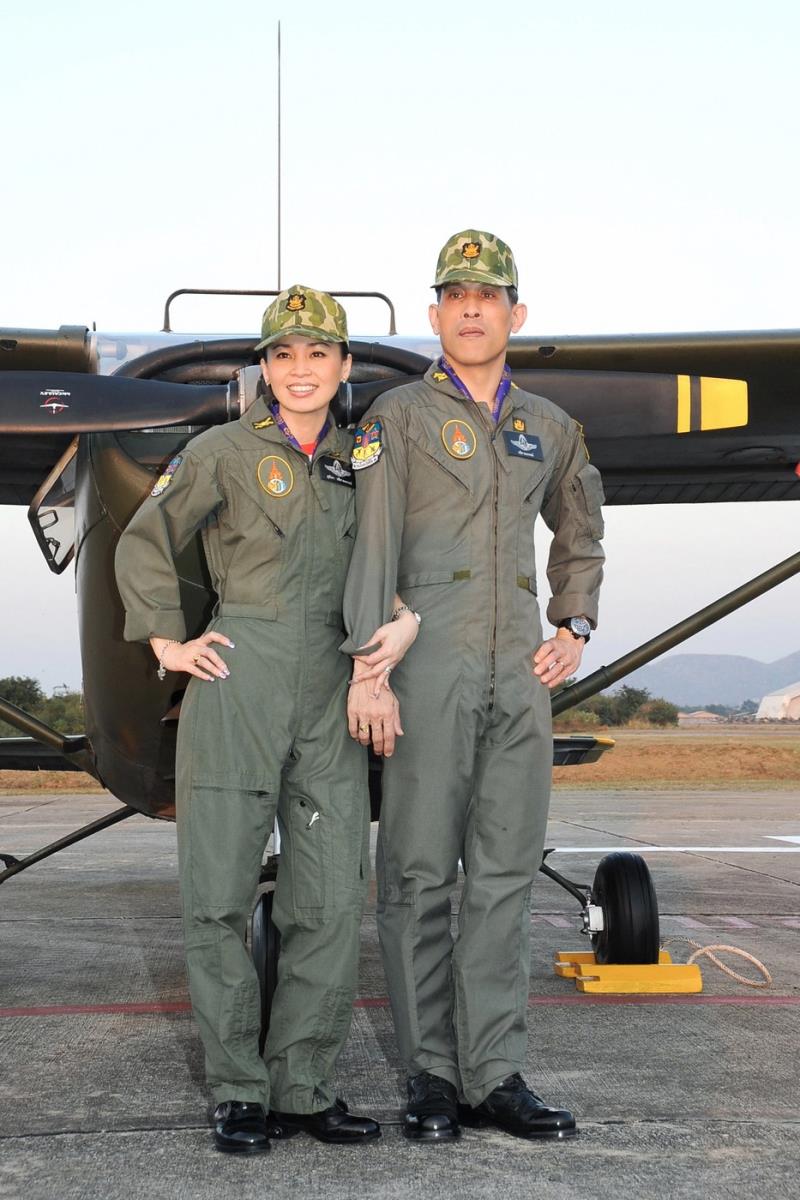 Tajlandski kralj Maha Vadžiralongkorn, Sutida Tidžai