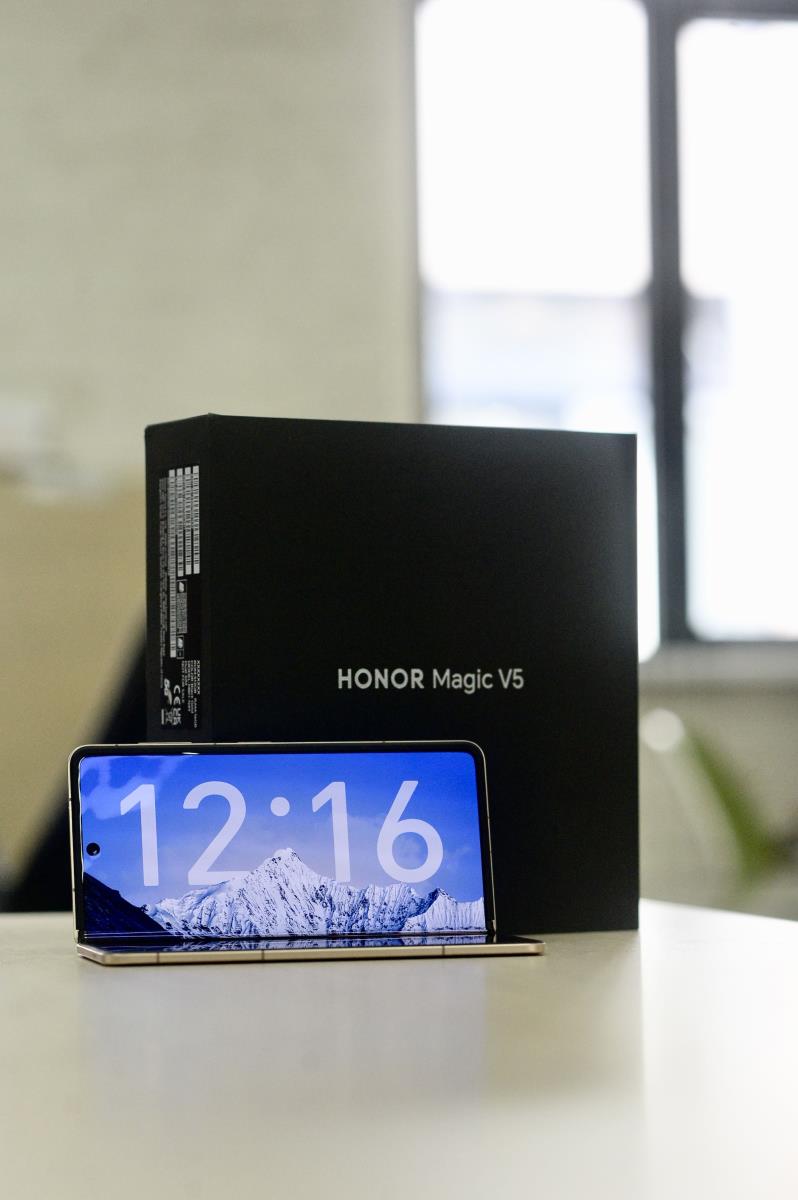 Honor Magic V5 (3).jpeg