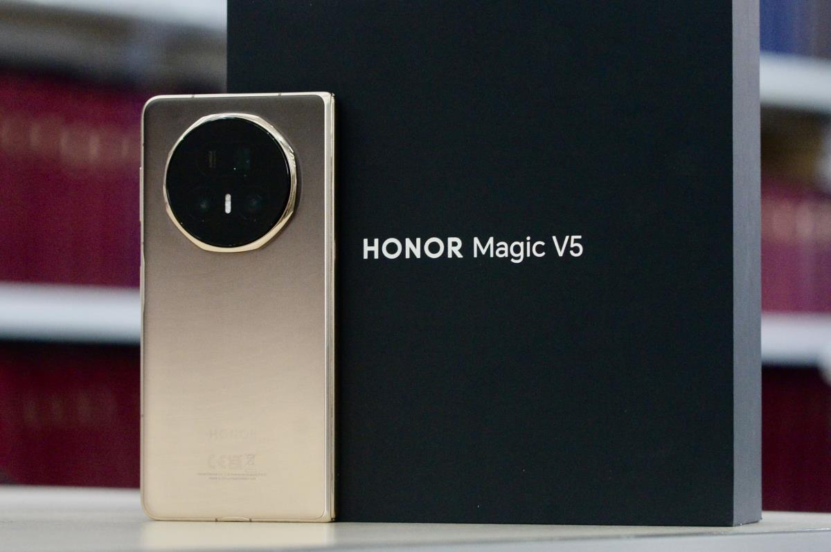 Honor Magic V5 (4).jpeg