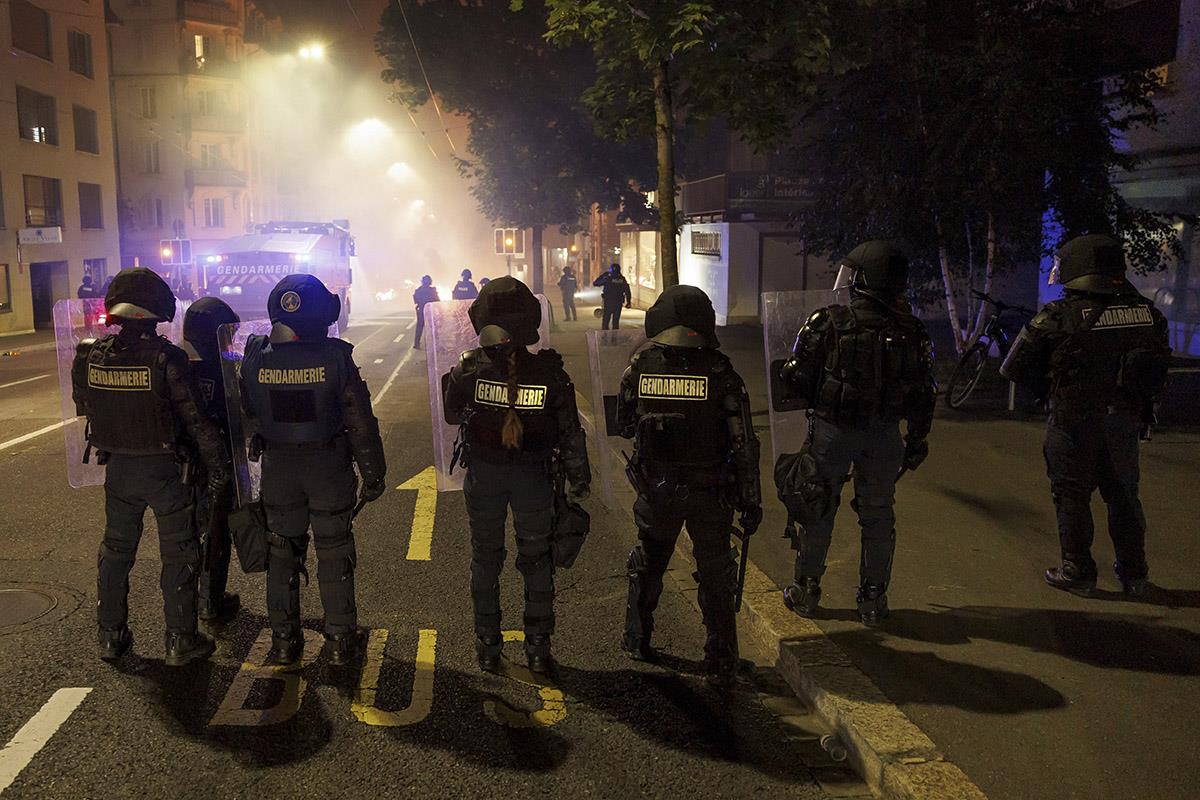 Švajcarska Lozana Protest neredi