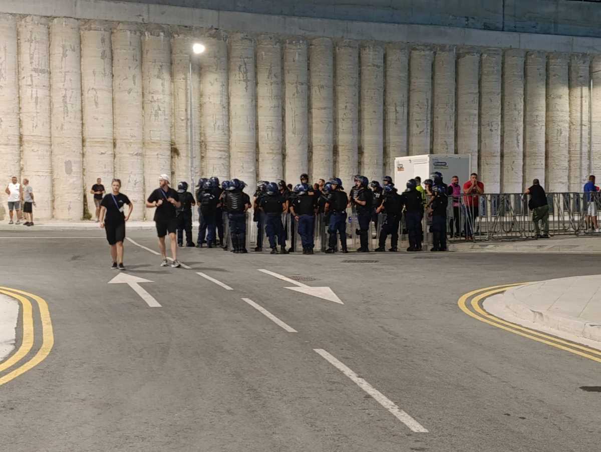 Policija u Larnaki pred duel Pafosa i Crvene zvezde