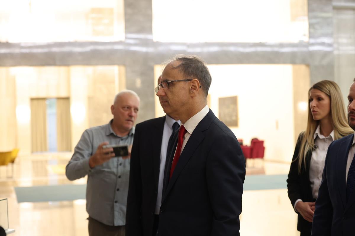 Svečana Sednica Vlade republike Srbije (4).jpeg