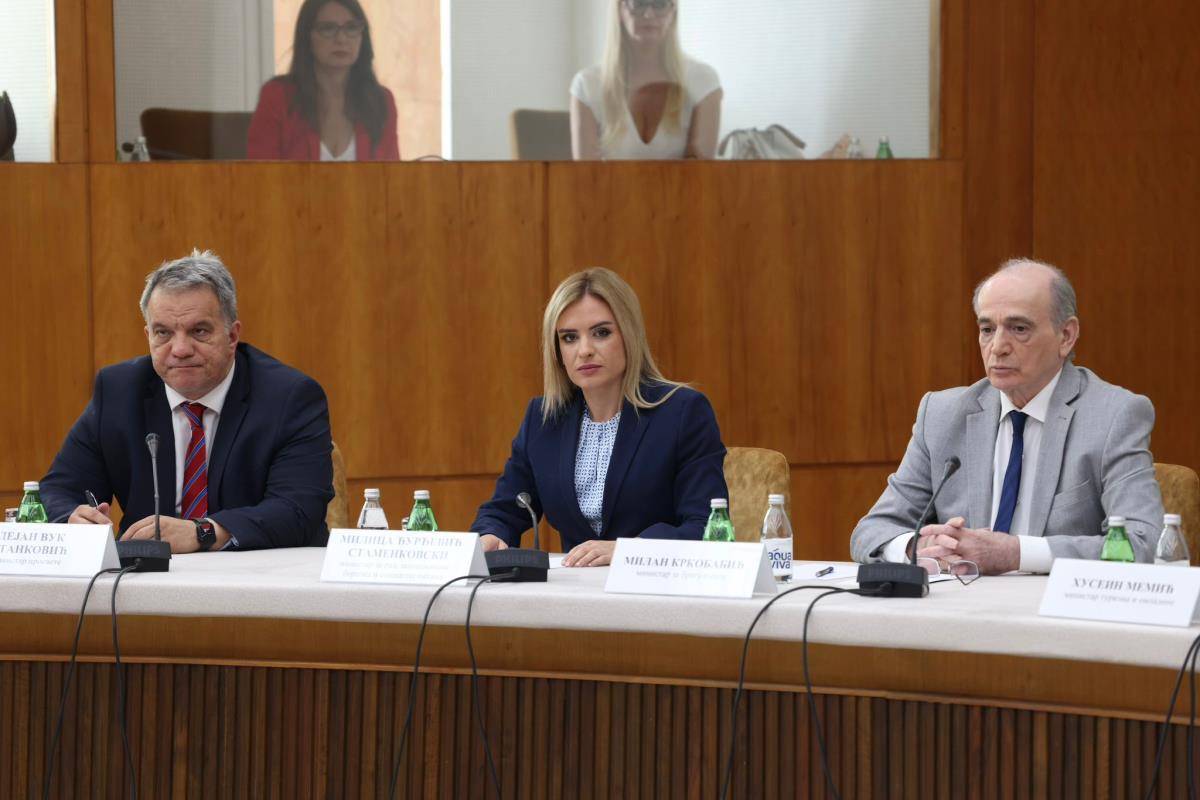 Svečana Sednica Vlade republike Srbije (18).jpeg