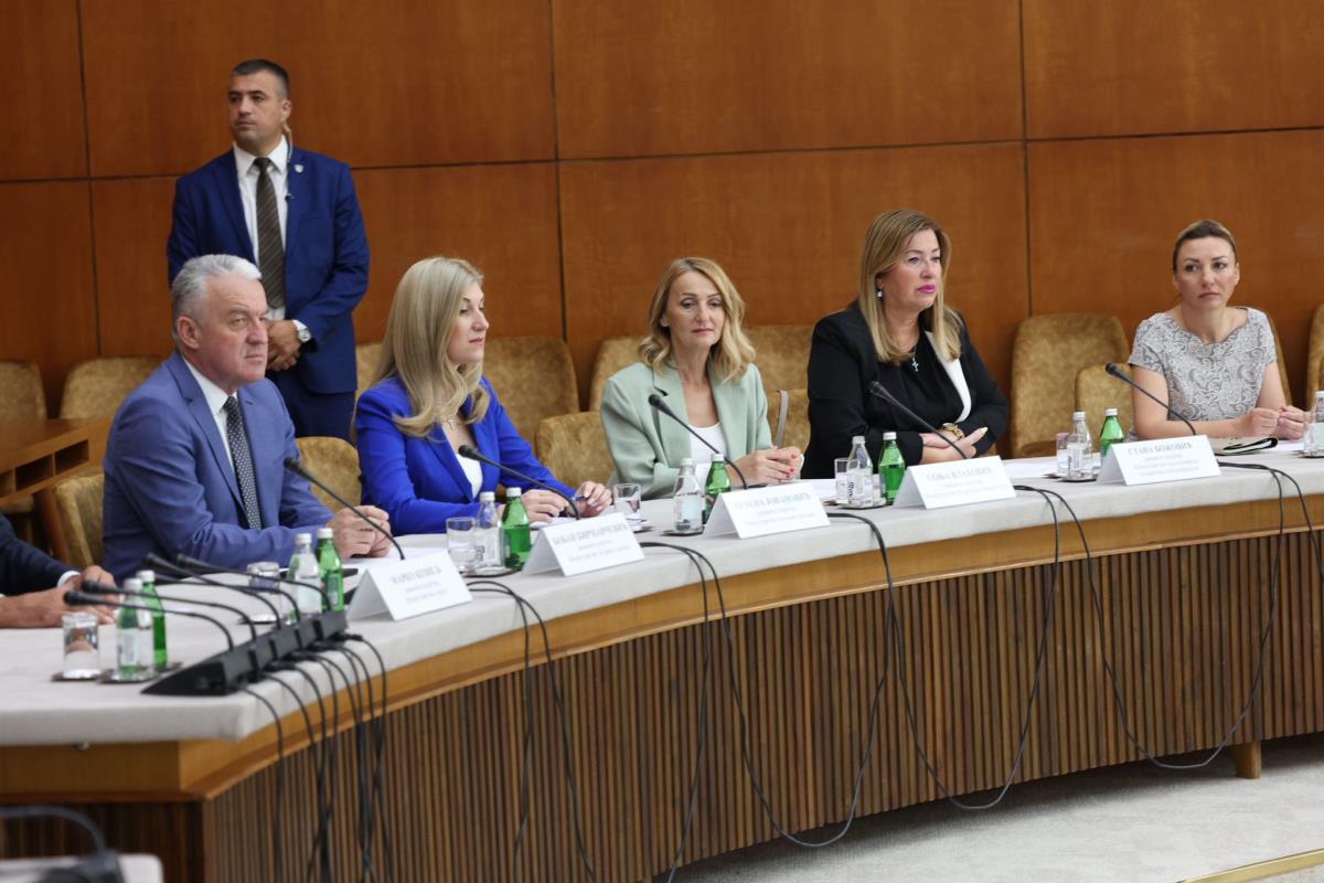 Svečana Sednica Vlade republike Srbije (26).jpeg