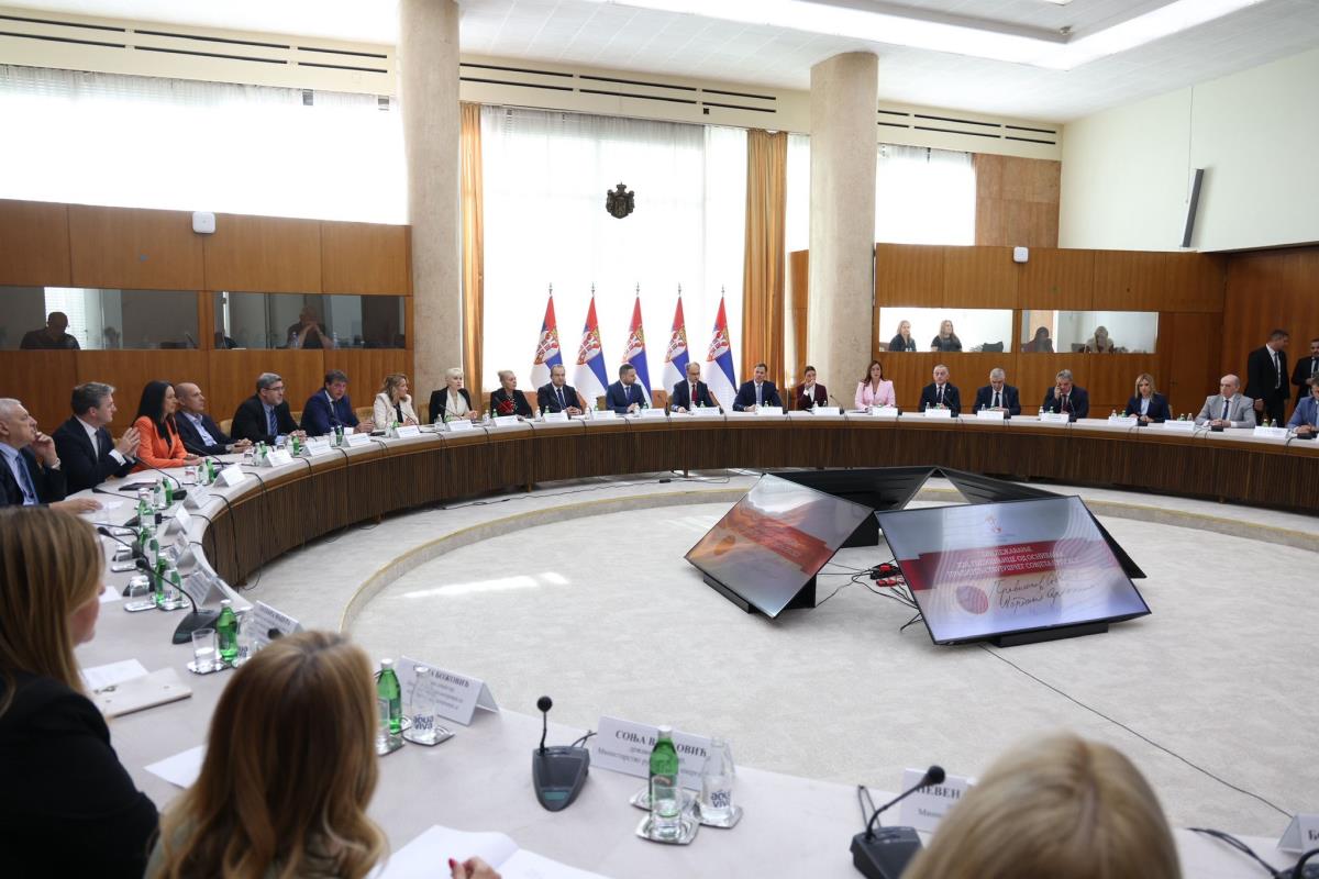 Svečana Sednica Vlade republike Srbije (40).jpeg