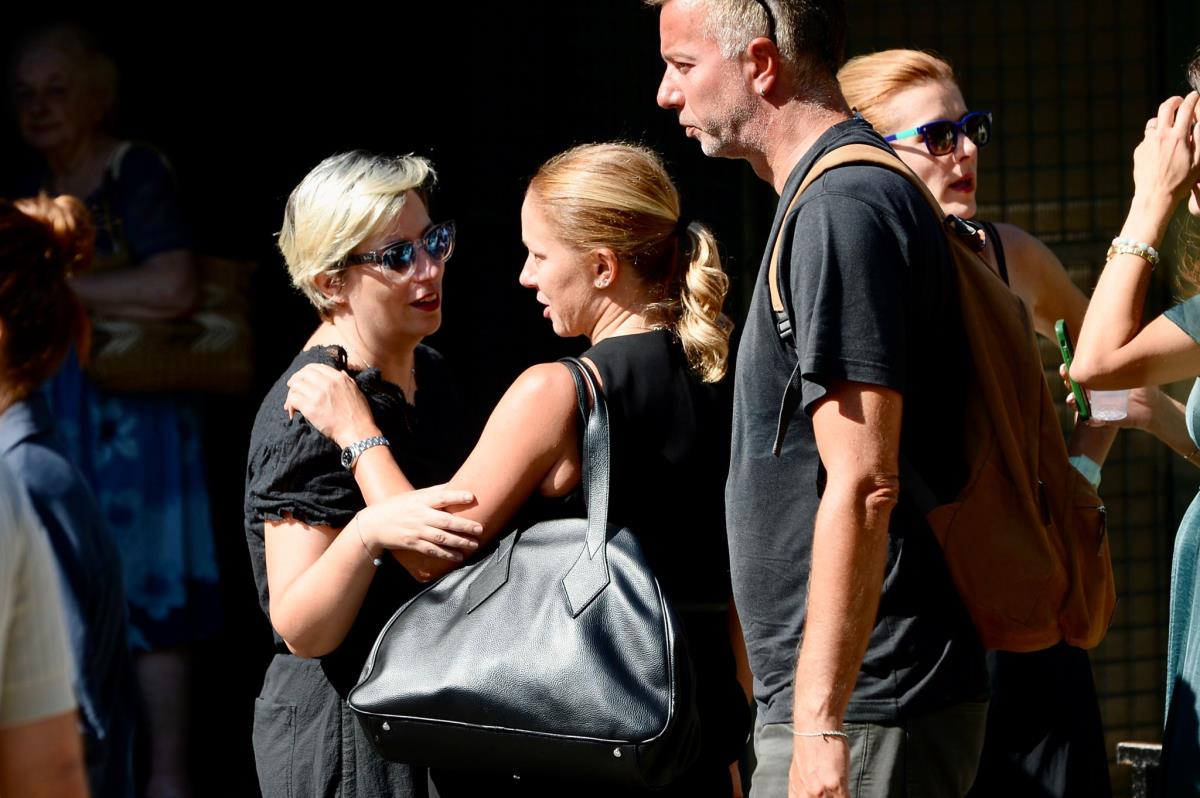 Sahrana Branislava Kičića oca Gorana Kiĉića Branisalv Kičić (8).jpeg