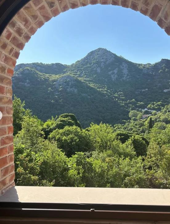 Marija Vicković uživa na moru u Crnoj Gori