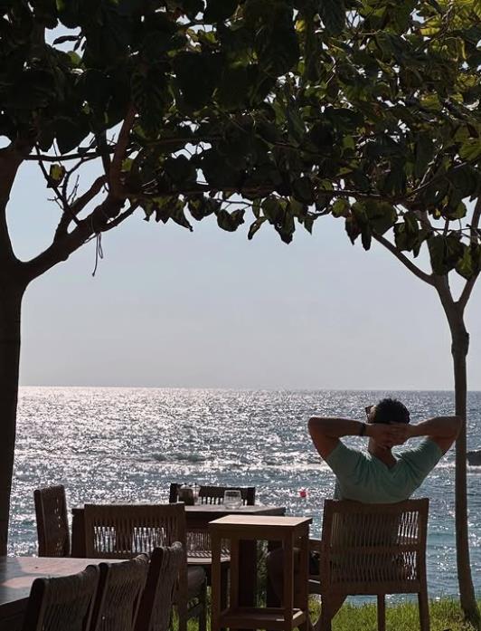 Miloš Biković sa ženom na Kipru