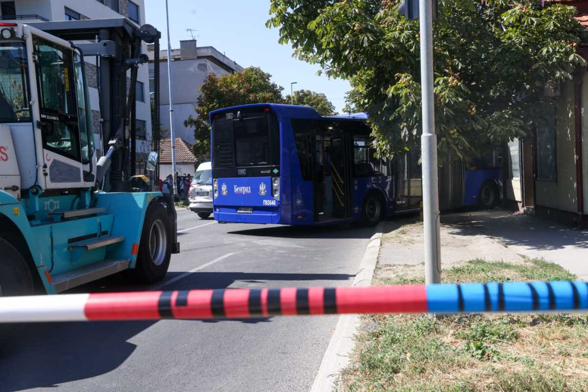 Saobraćajna nesreća zemun (6).jpeg