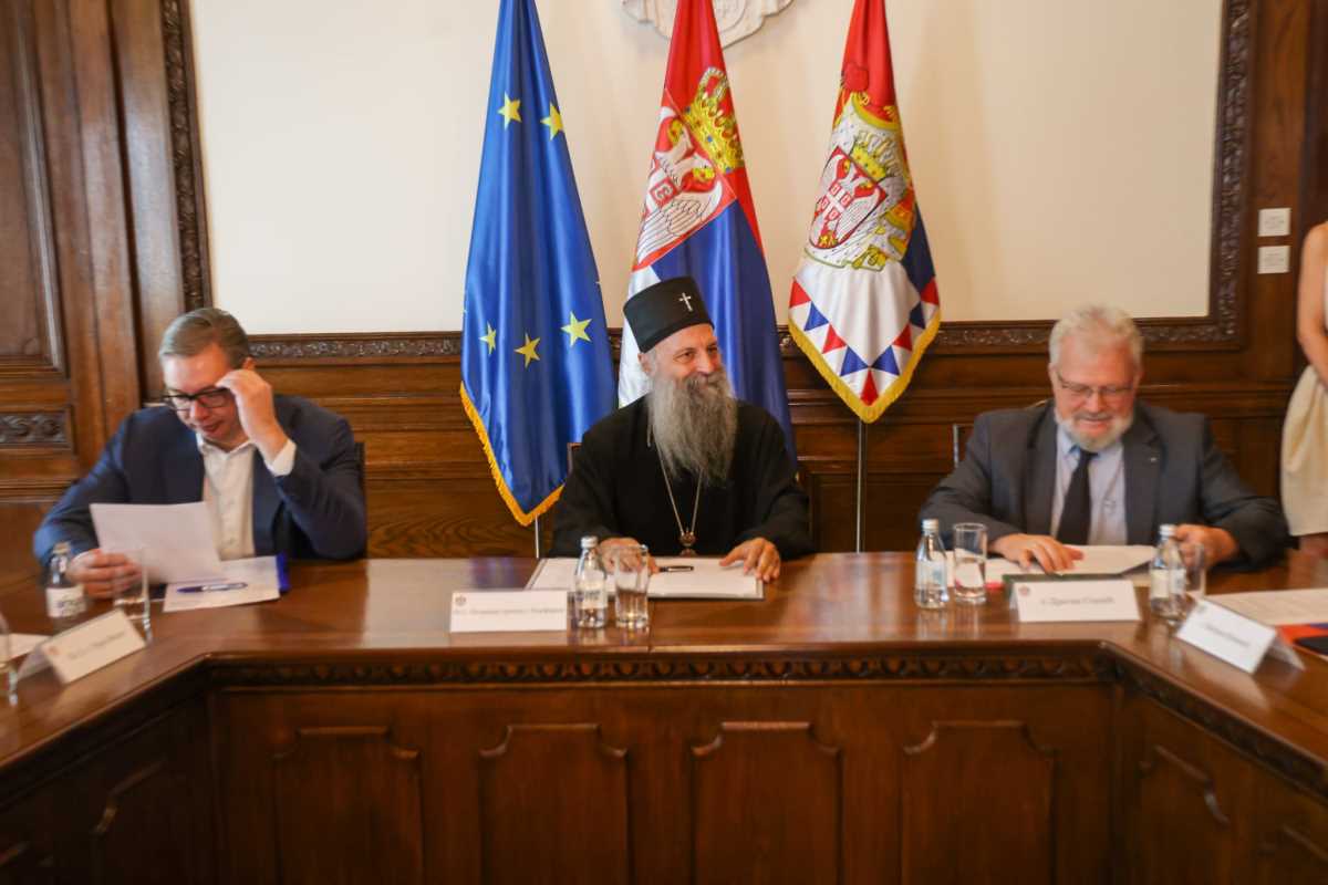 Aleksandar Vucic (1).jpeg