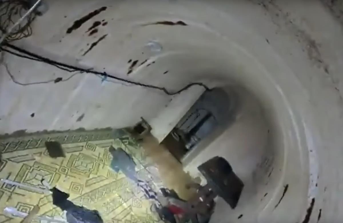 2025-08-30 17_27_00-תיעוד מתוך המנהרה התת-קרקעית שאותרה במרחב 'זייתון' - YouTube — Mozilla Firefox.png