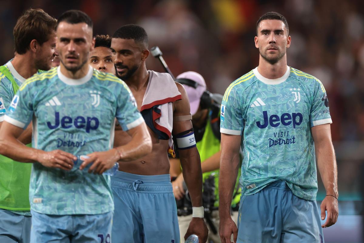 Dušan Vlahović, Filip Kostić, Juventus