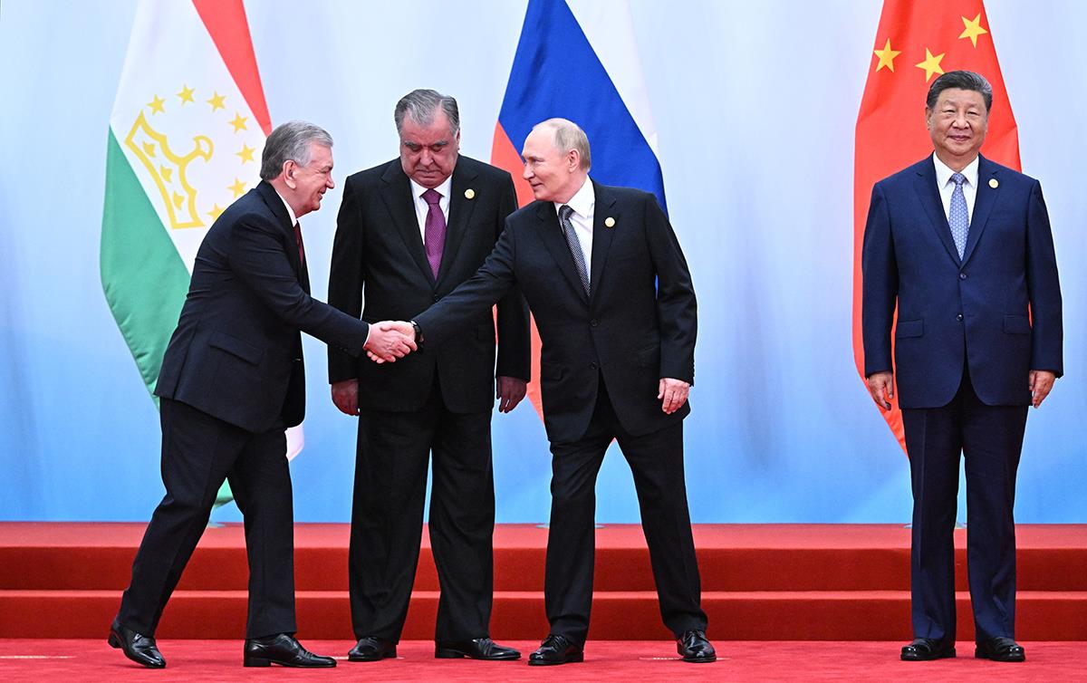 x04 EPA Sergey Bobylevsputnikkremlin  .jpg