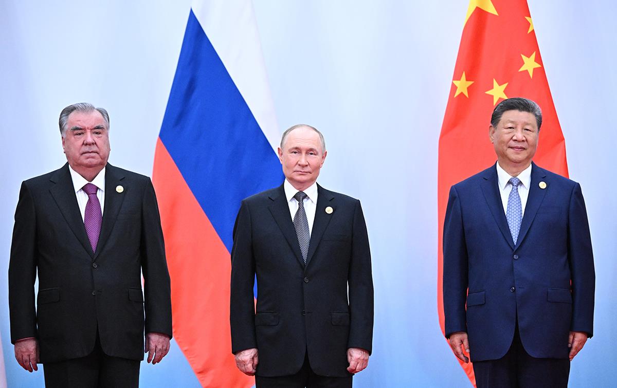 x03 EPA Sergey Bobylevsputnikkremlin  .jpg