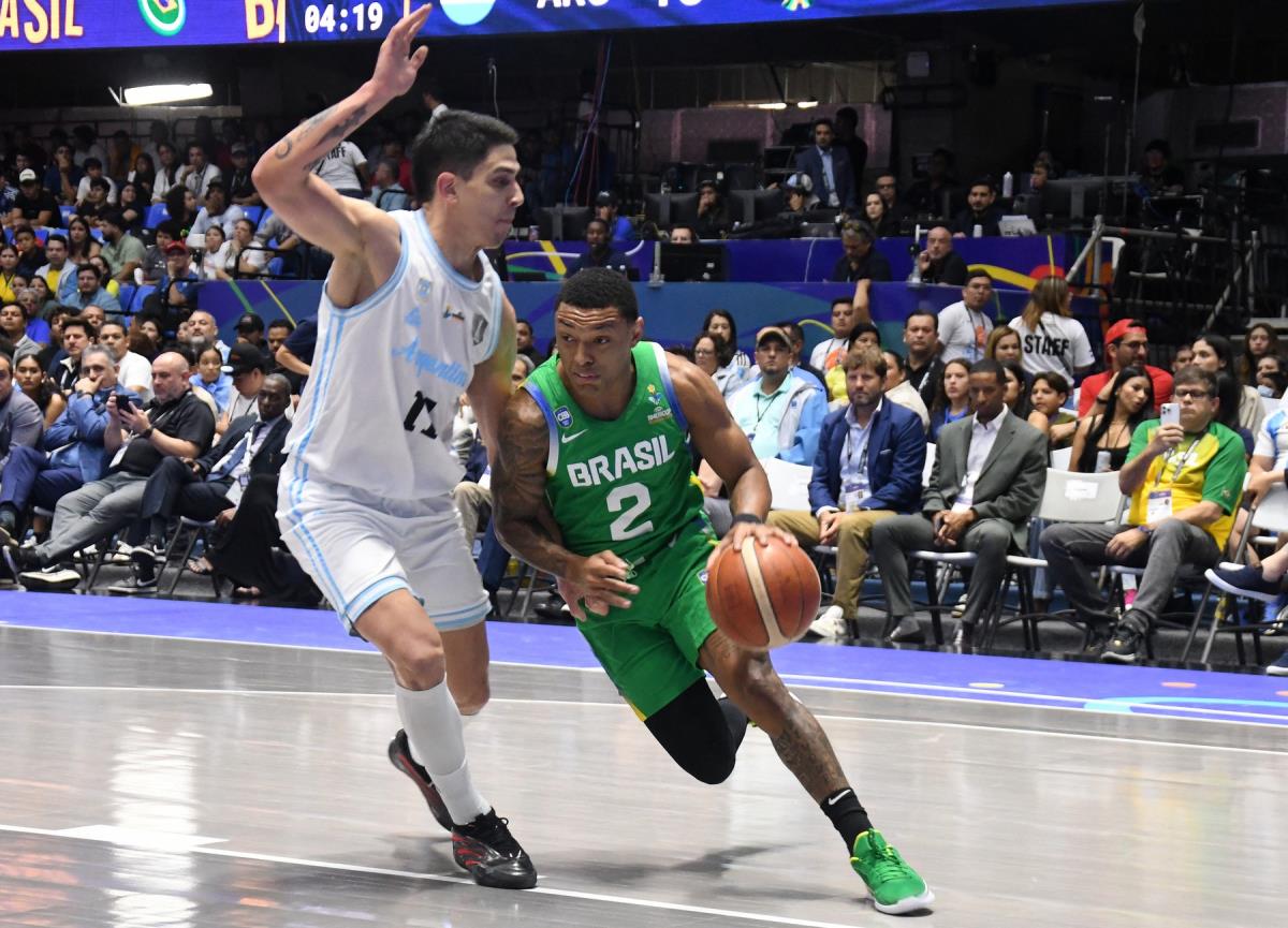 Jago dos Santos u dresu Brazila